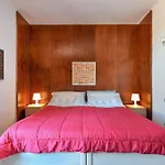 Villa Le Terrazze - *
